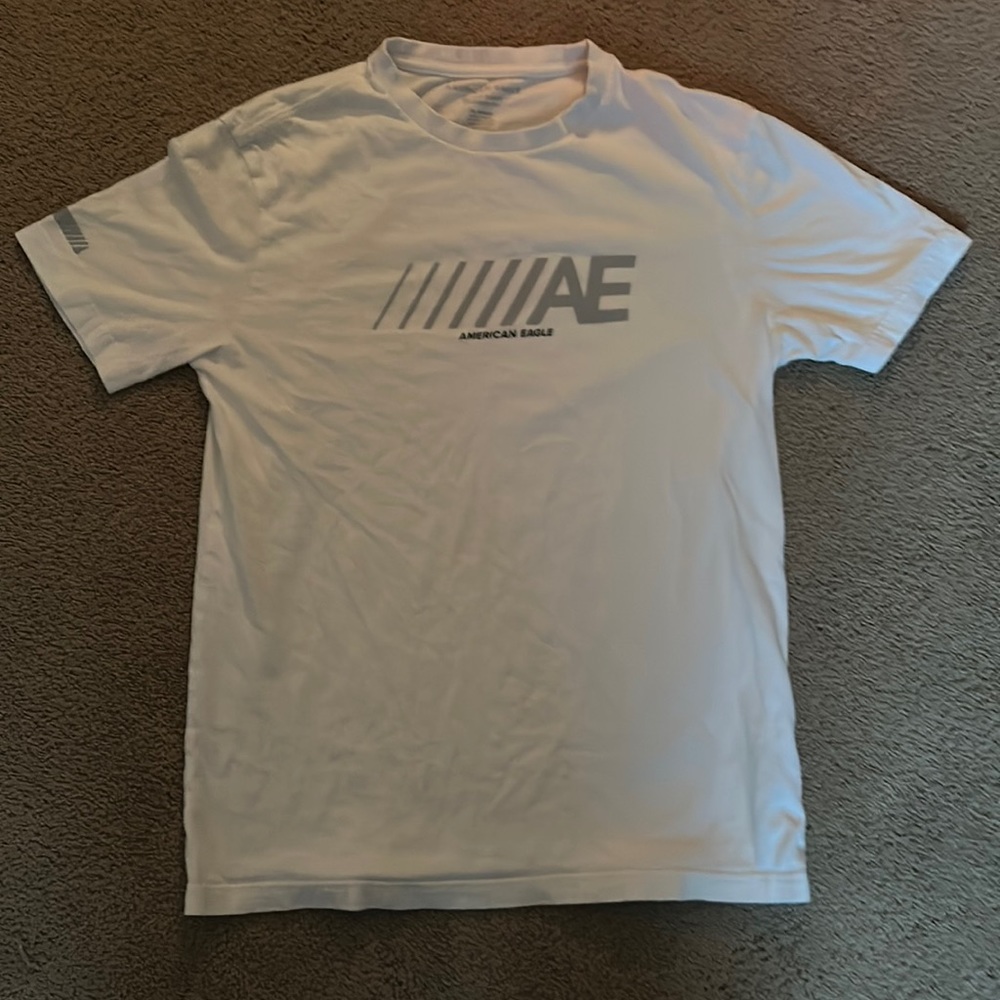 American Eagle Graphic T-Shirt
